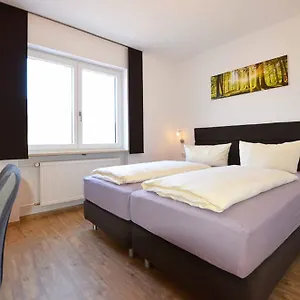 https://gasthof-zur-schmiede.com-bavaria.com